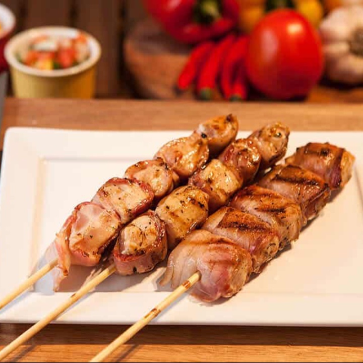 ESPETO MEDALHÃO DE FRANGO